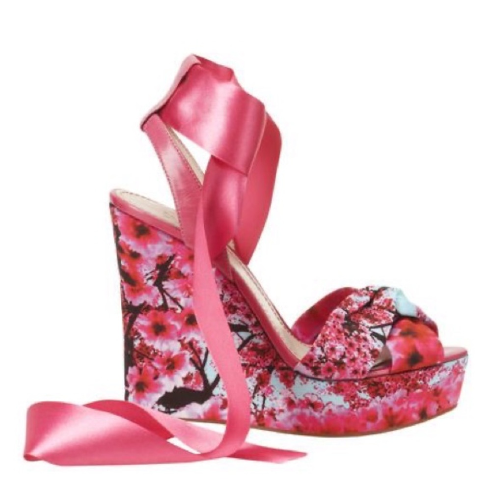Pink 💕 Wedge Sandal